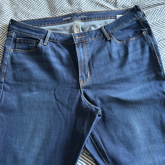 Old Navy Mid-Rise Pop Icon Skinny Jeans. Size 18. Never Worn! - Picture 2 of 5